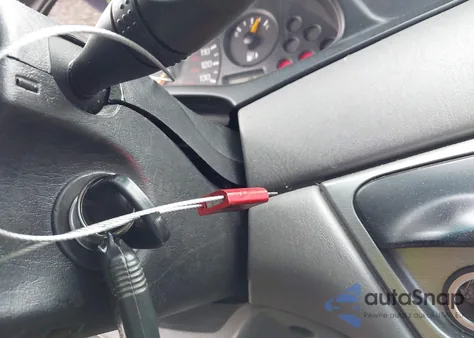 2003 Ford Focus Zx5 из США, поврежденный, VIN 3FAFP37343R147892